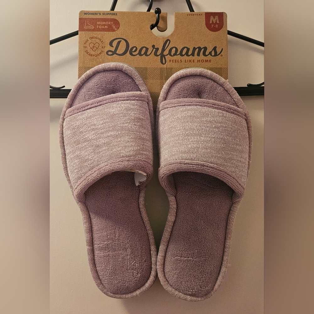NWT Dearfoams Purple Memory Foam Slippers - Women's Size M 7-8